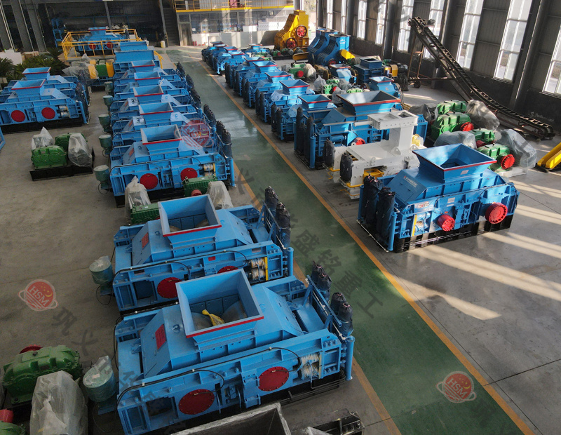 石英砂制砂子設(shè)備哪家好？全液壓對輥制砂機(jī)多少錢？