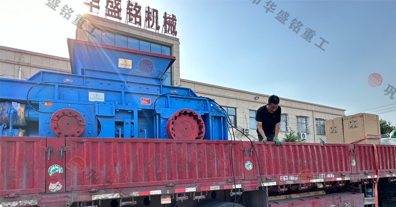 華盛銘廠家的對輥制砂機怎么樣？市場價一臺多少錢？