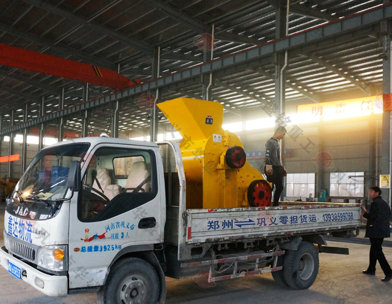 建筑垃圾渣粉碎機發(fā)往云南