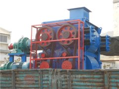日產(chǎn)3000方的四輥破碎機(jī)生產(chǎn)線報價，哪里的廠家更劃算