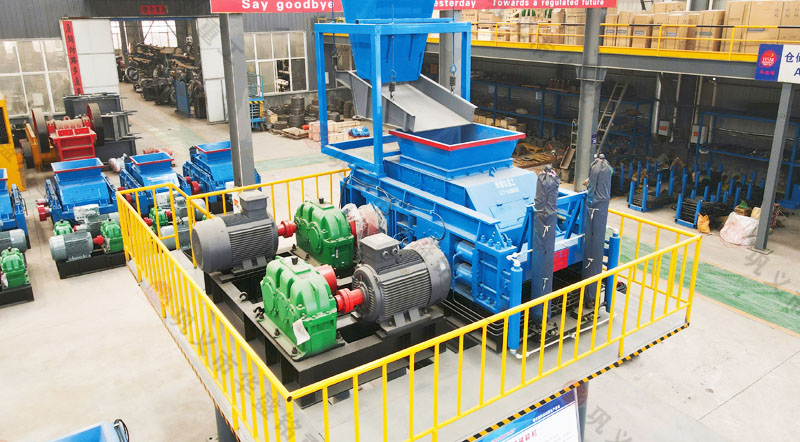 1512型對輥破碎機報價多少錢一臺？產(chǎn)量是多少？