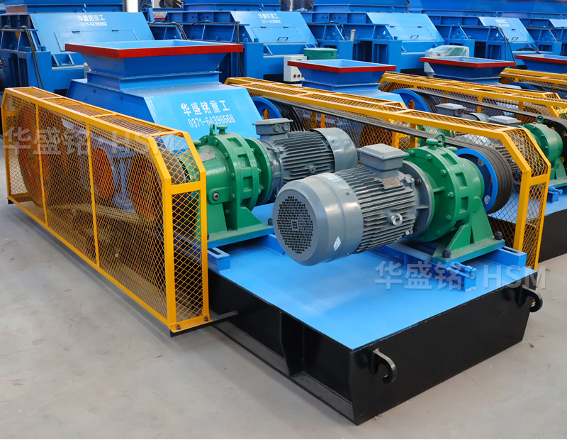 破碎石膏料用雙齒輥破碎機(jī)怎么樣？華盛銘破碎機(jī)廠家實(shí)力如何？