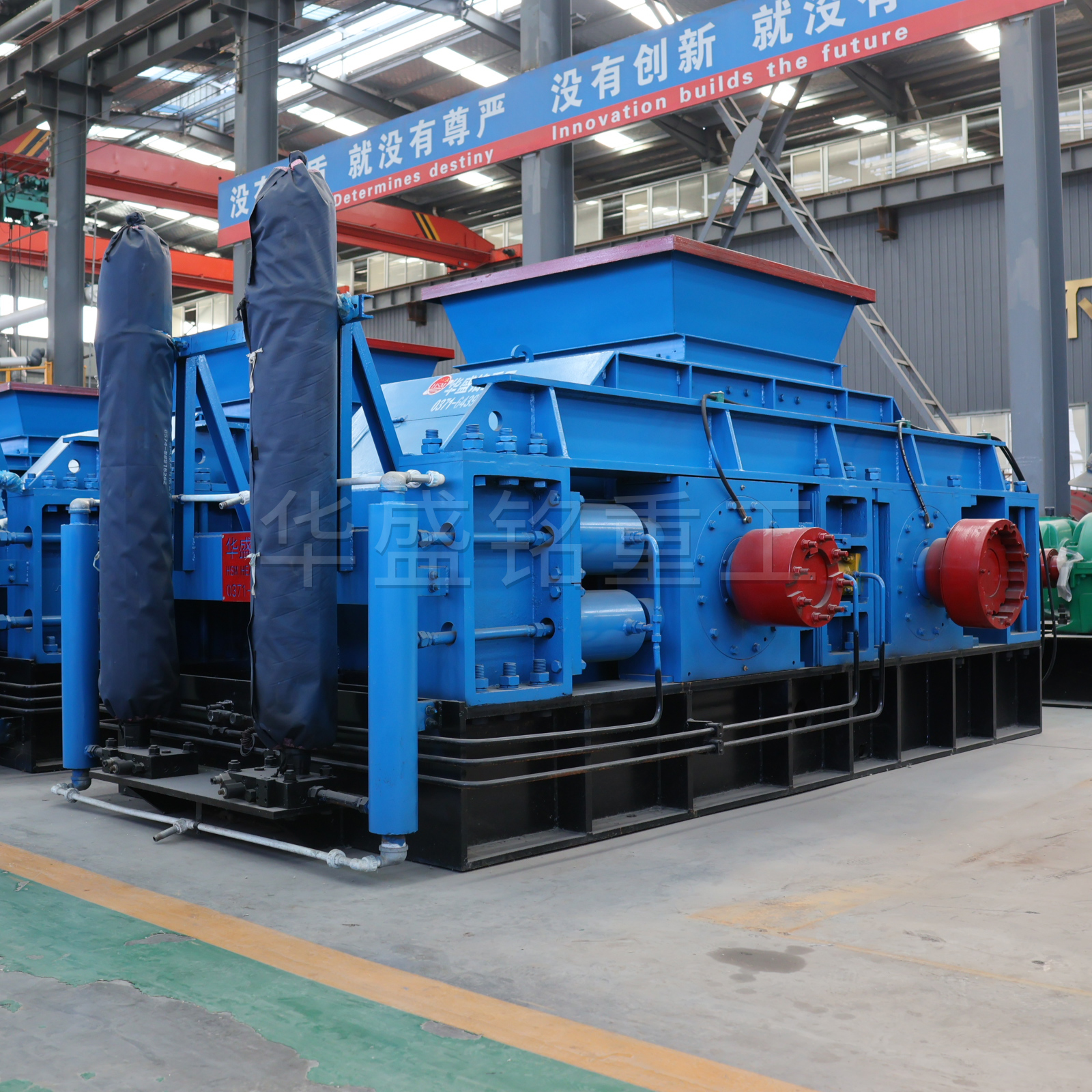 河卵石制砂可以嗎？砂質(zhì)怎么樣？河卵石制砂選哪種機(jī)器？